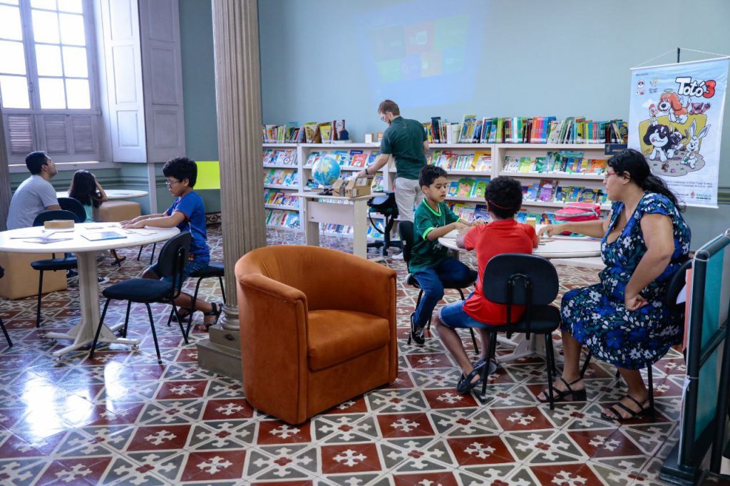 Troca de Livros e Gibis promete agitar a Biblioteca Pública do Amazonas neste domingo